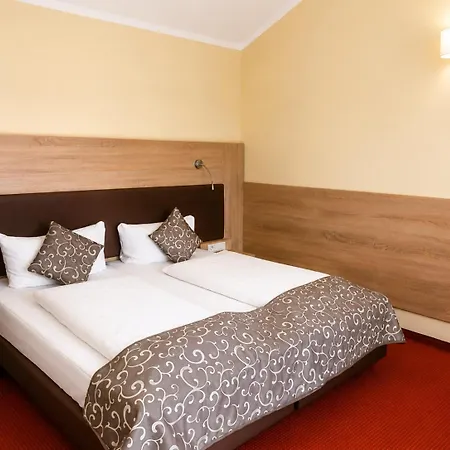Port Hotel 3*