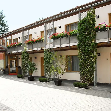 Port 3* Eichwalde