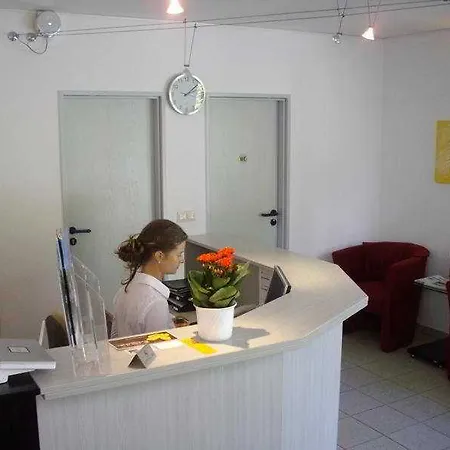 Port Hotel